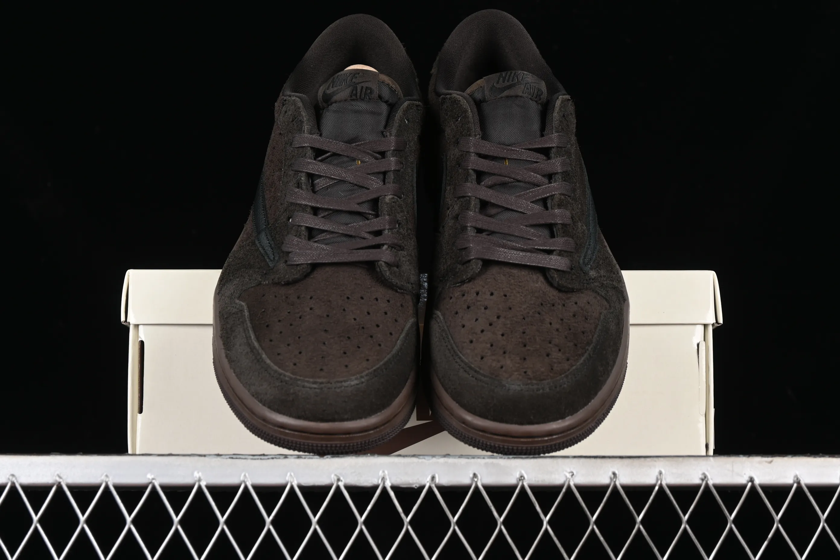 All categories Air Jordan Jordan series basketball shoes Air Jordan 1 Low foreign trade version Travis Scott x Air Jordan 1 Low OG AJ1 Joe 1 undercut low DM7866-202